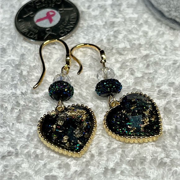 🖤Pretty dangle-glitter black heart earrings —-Gold NWOT - Picture 12 of 13